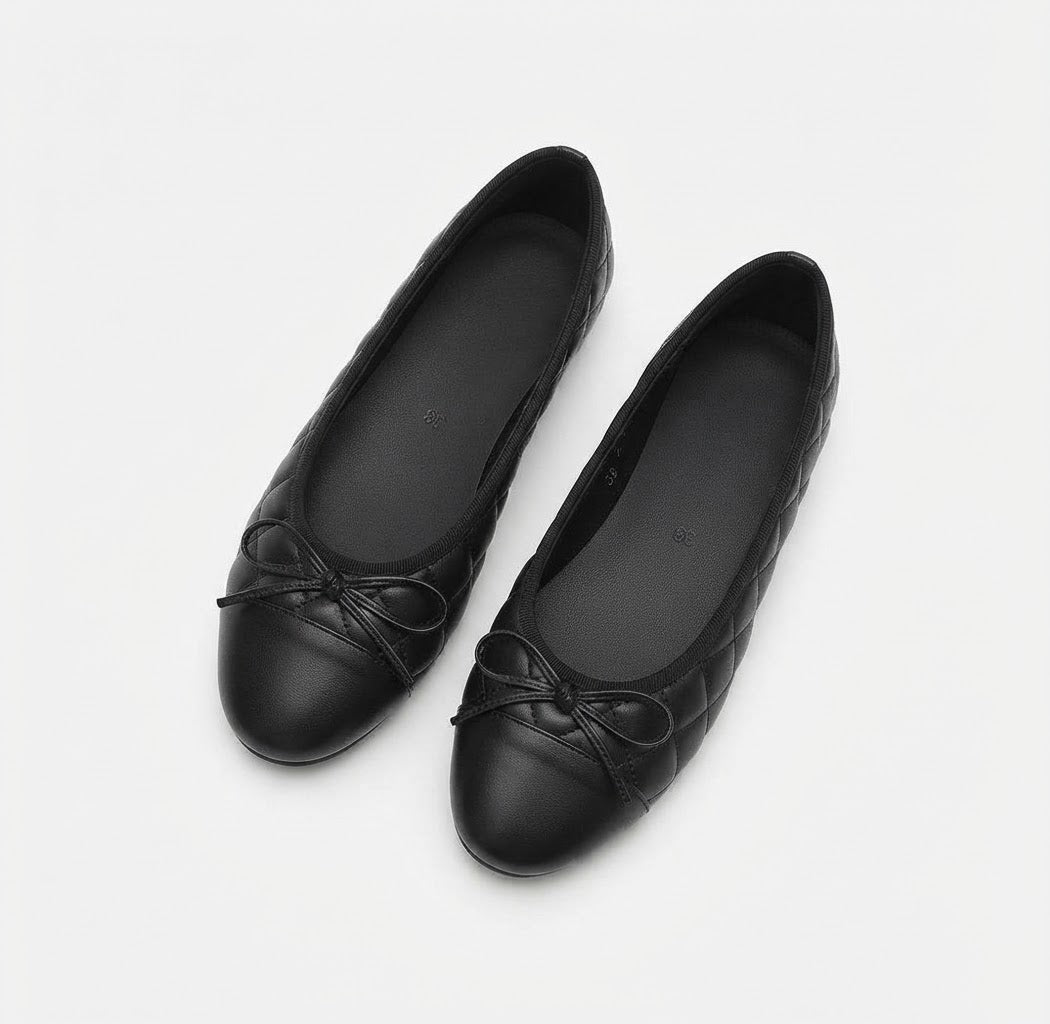 Biarritz Black Quilted Ballet Flats – Elegant Textured Style