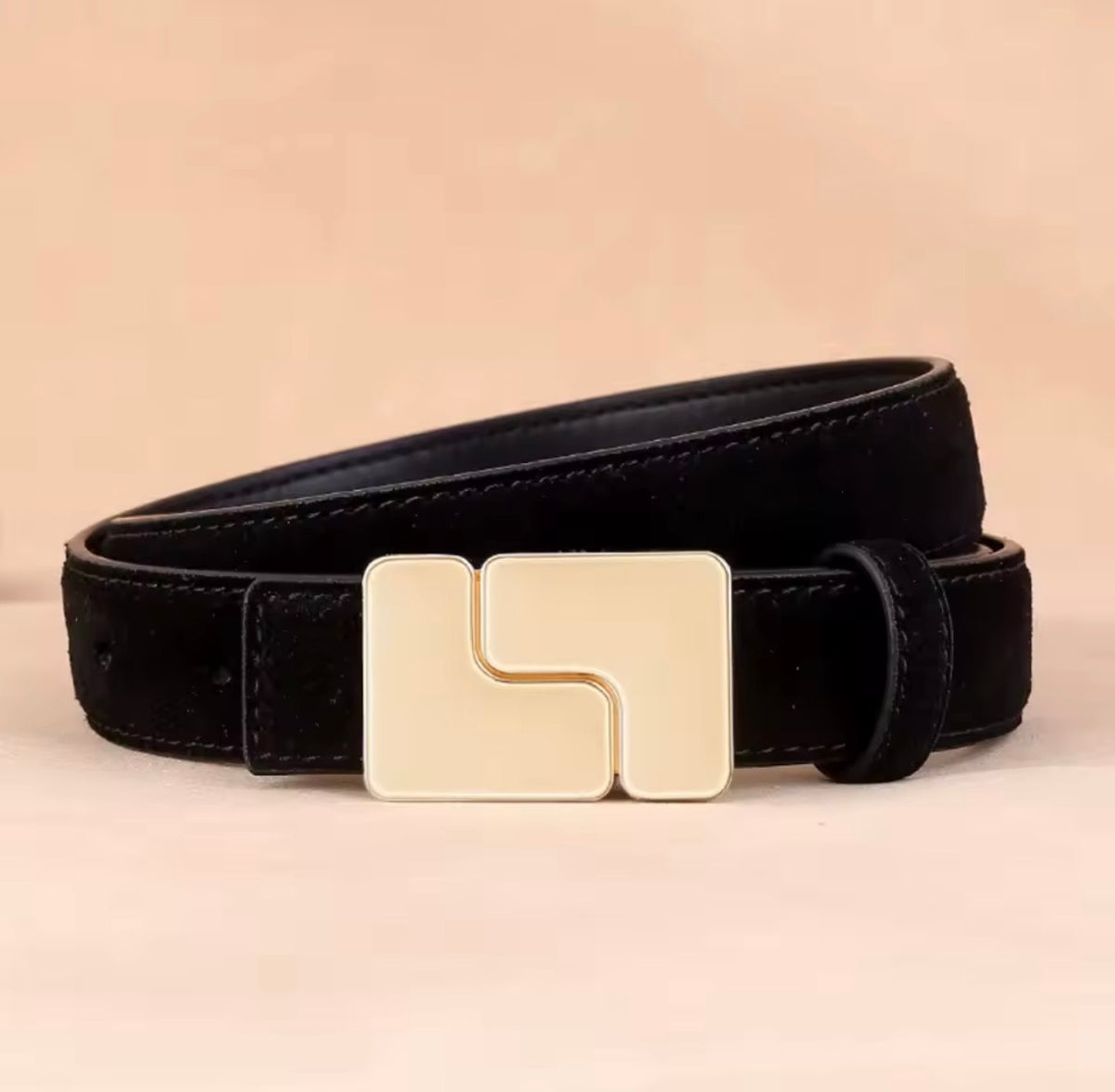Lisbon Black Belt – Elegant Minimalist Style